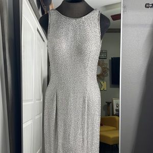 Sean Collection beaded evening dress Size: Medium Mardi Gras